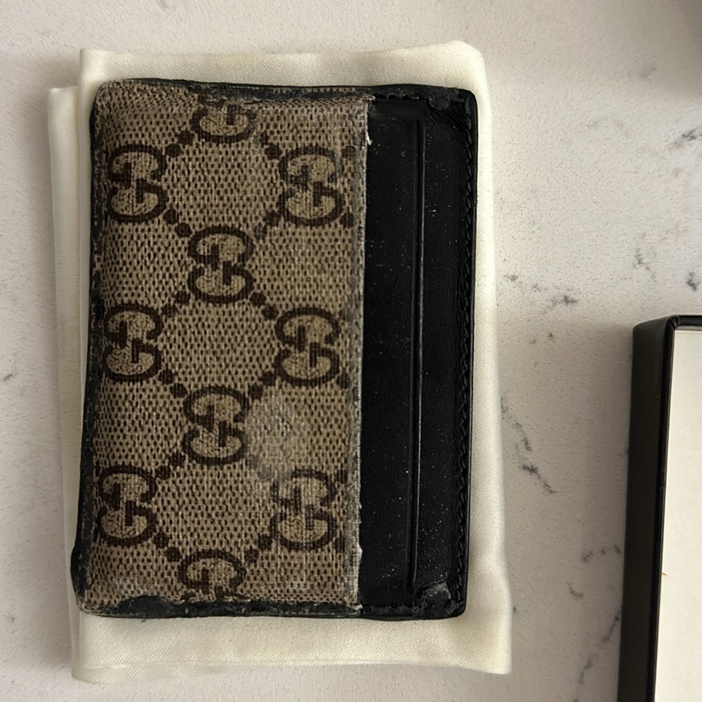 Gucci Wallet - Picture 2 of 4